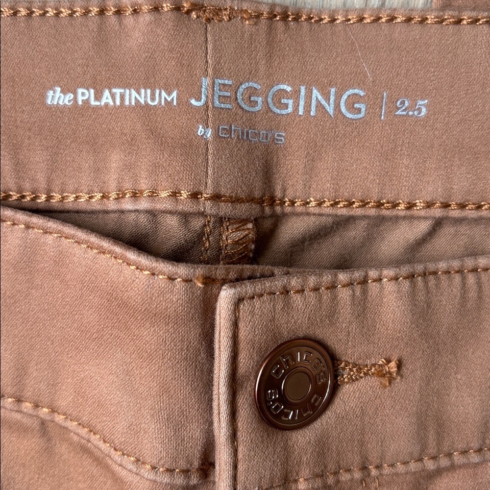 NWT Chico’s Platinum Jeggings Tapered Slim Leg in Copper Brown Size 14 Earthy - Picture 4 of 12